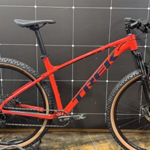 TREK MARLIN 8